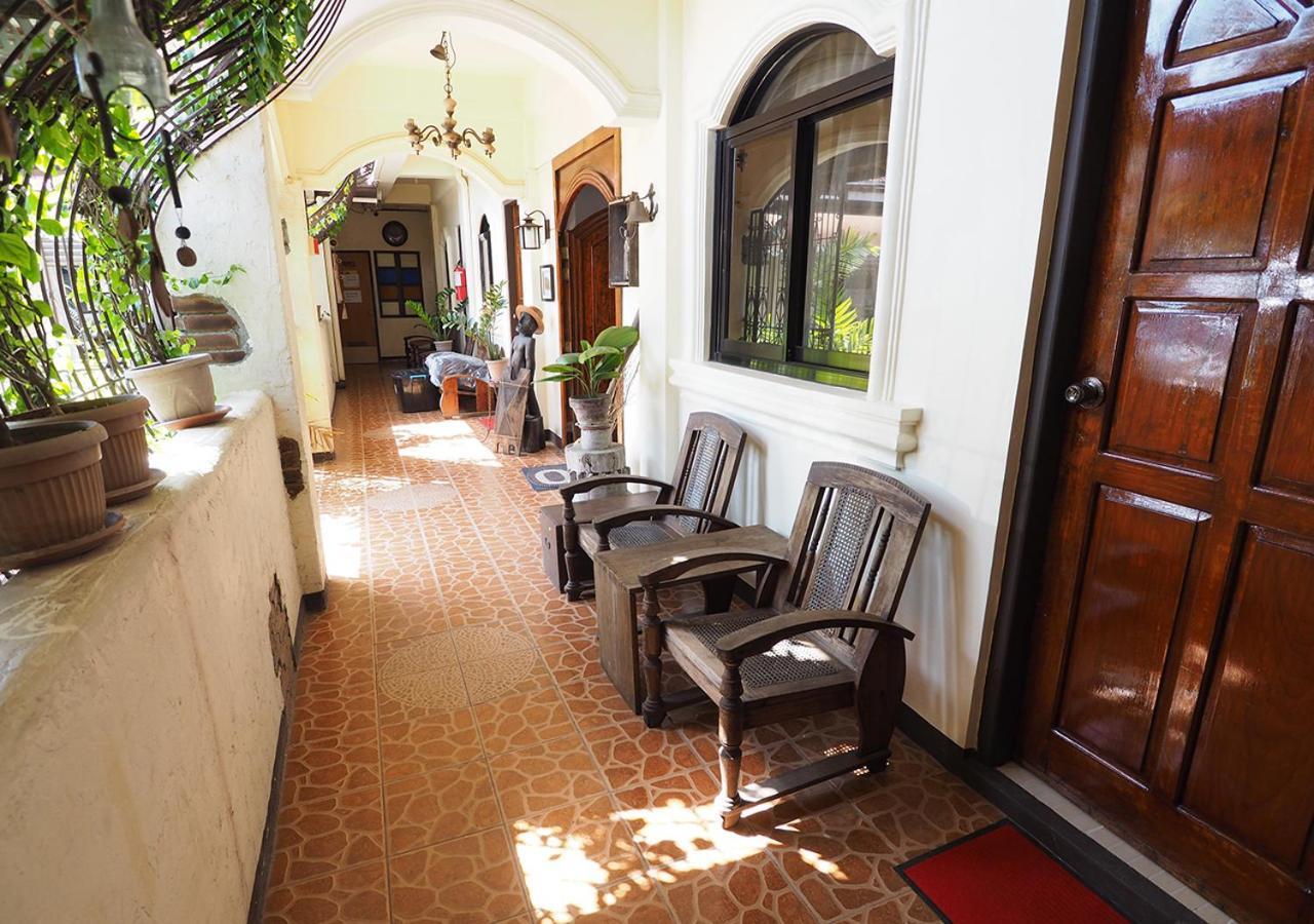 Balay Travel Lodge Paoay Exterior photo